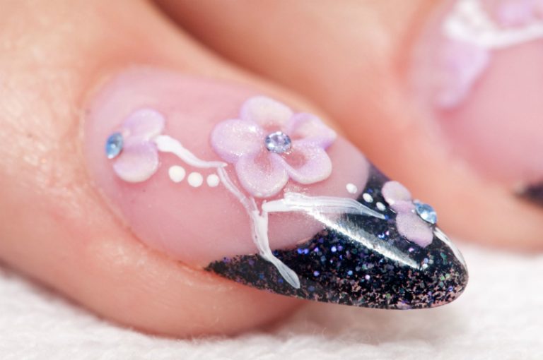 Healthier Nails, Happier You: 3 Benefits of a Nail Salon in Jacksonville, FL